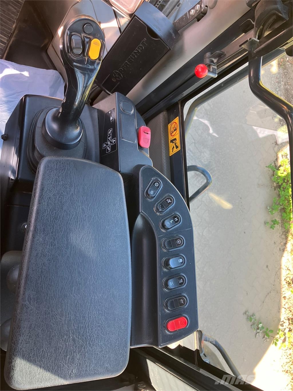 Komatsu WA380-8E0 Citas sastāvdaļas