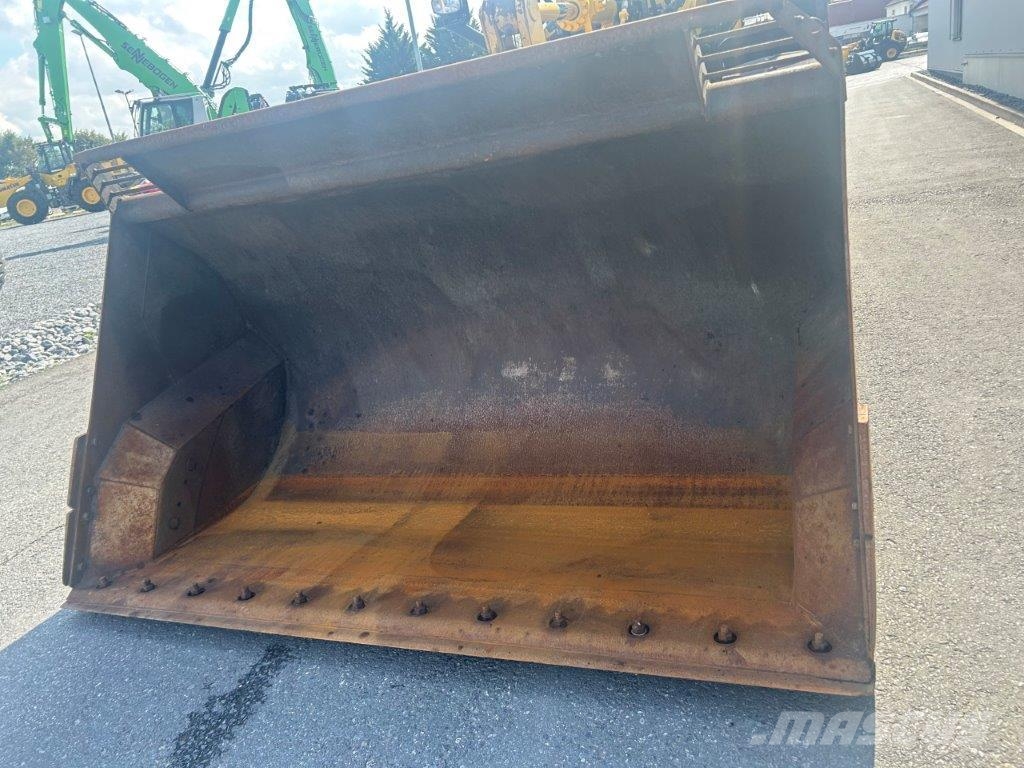 Komatsu WA380-8E0HL Otros componentes