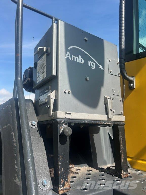 Komatsu WA380-8E0HL Otros componentes