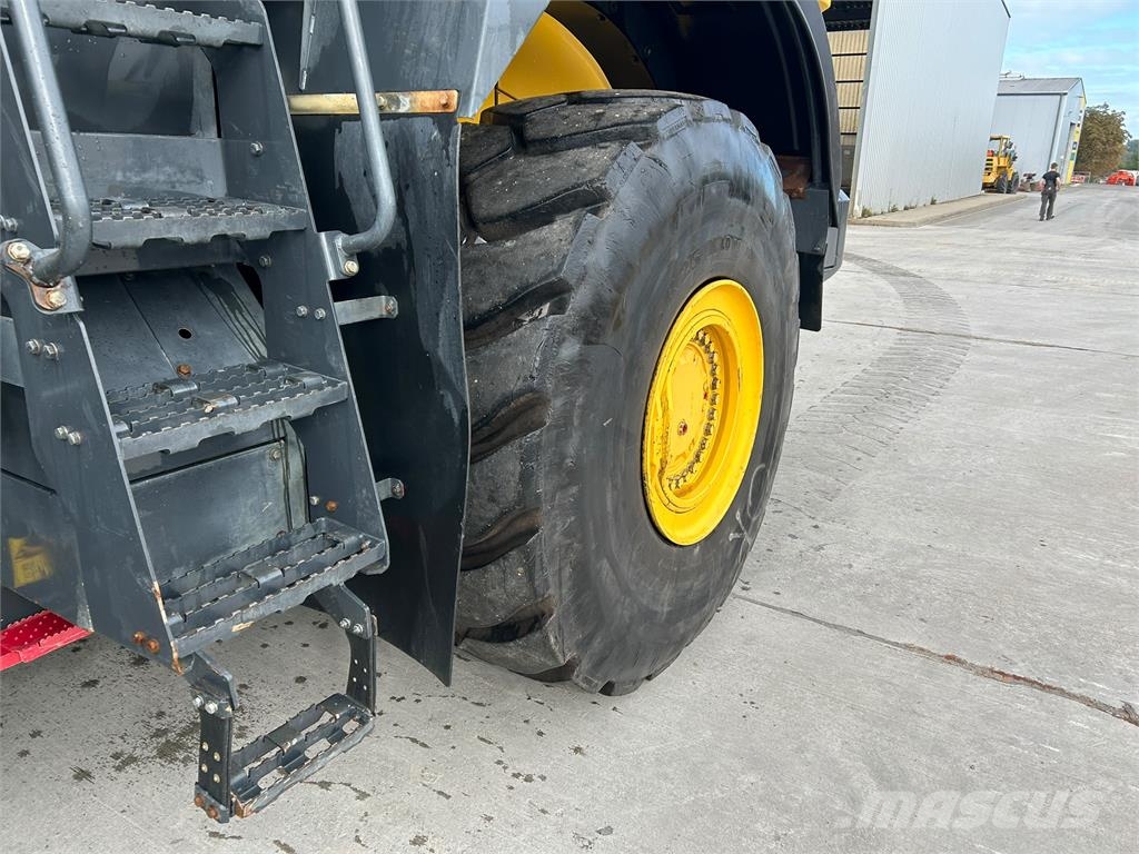 Komatsu WA500-8E0 Otros componentes