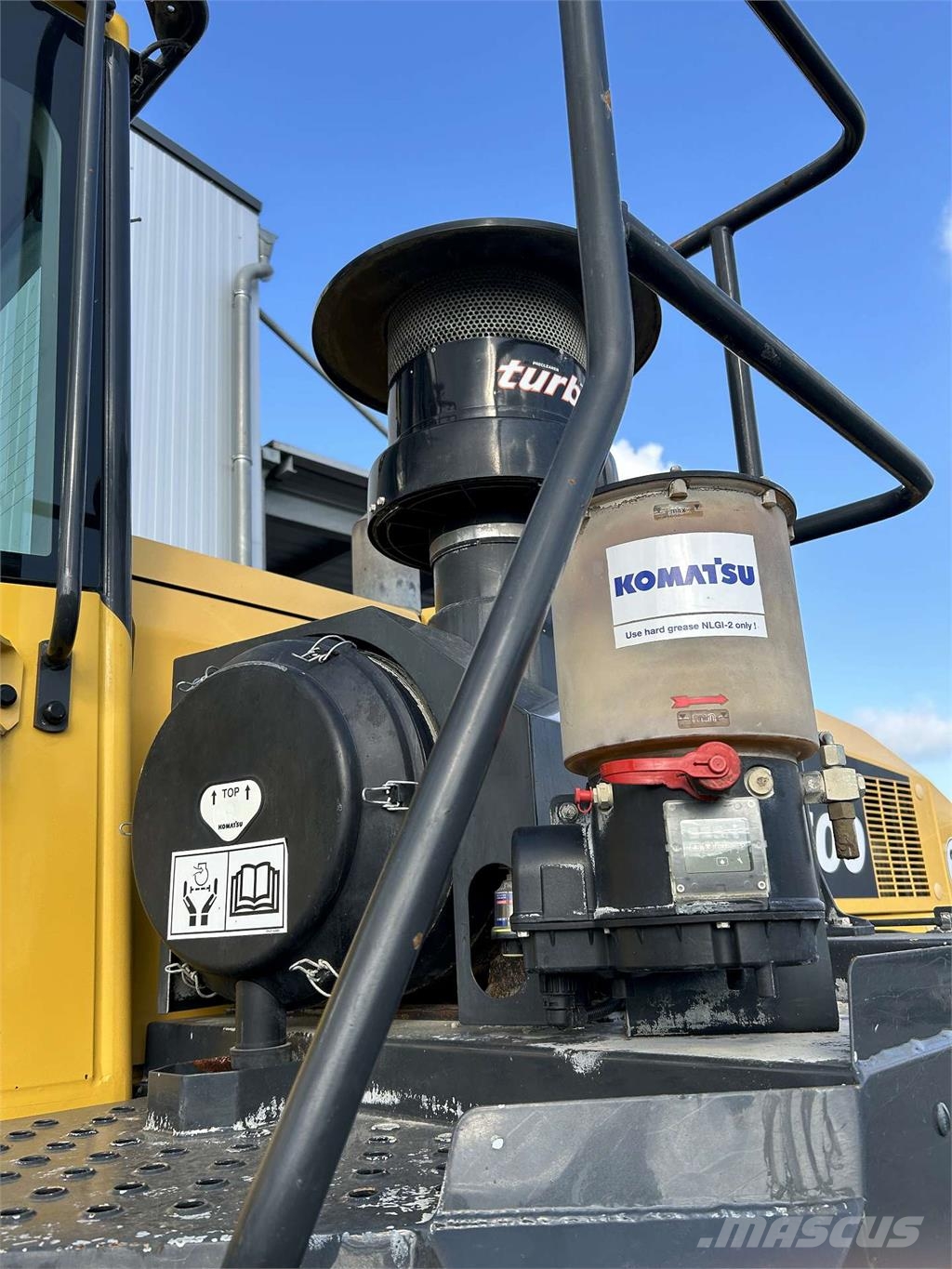 Komatsu WA500-8E0 Kiti naudoti statybos komponentai