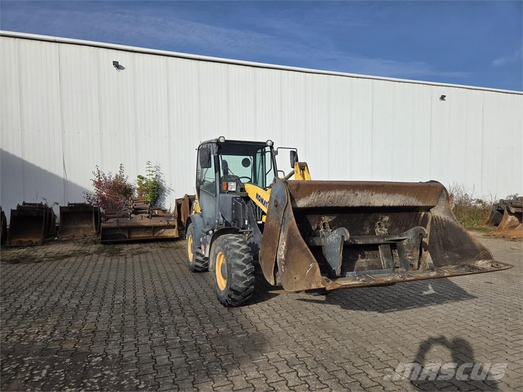Komatsu WA70-6 Andre komponenter