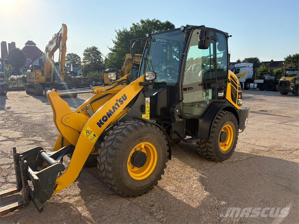 Komatsu WA70M-8E0 مكونات أخرى