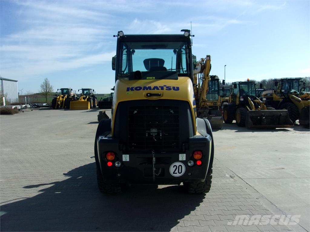 Komatsu WA80M-8E0 Інше обладнання