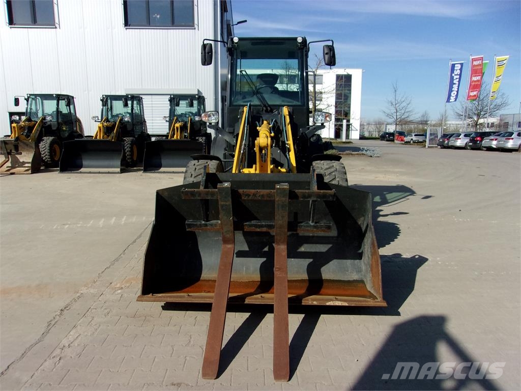 Komatsu WA80M-8E0 Інше обладнання