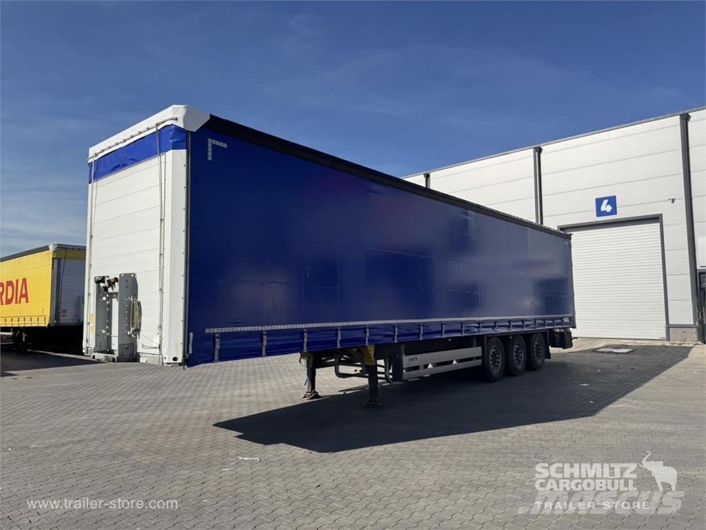 Schmitz Cargobull Curtainsider Standard Polprikolice s ponjavo