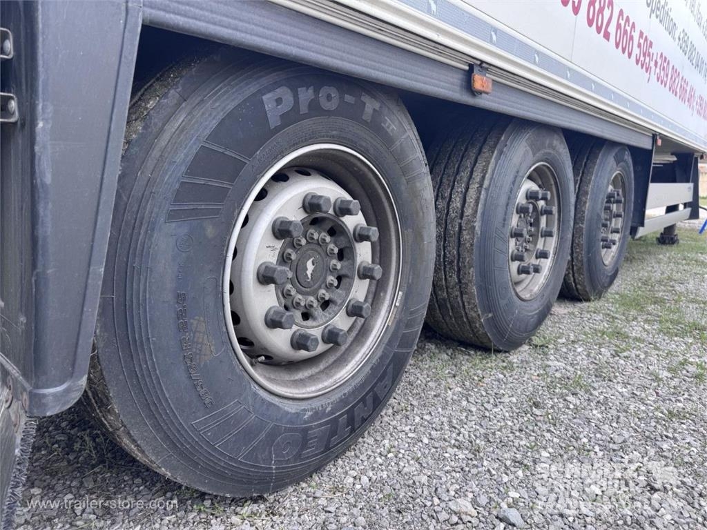 Schmitz Cargobull Reefer Standard Temperature controlled semi-trailers