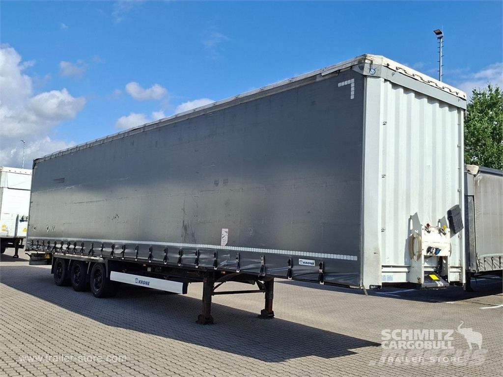 Krone Curtainsider Mega Tents puspiekabes