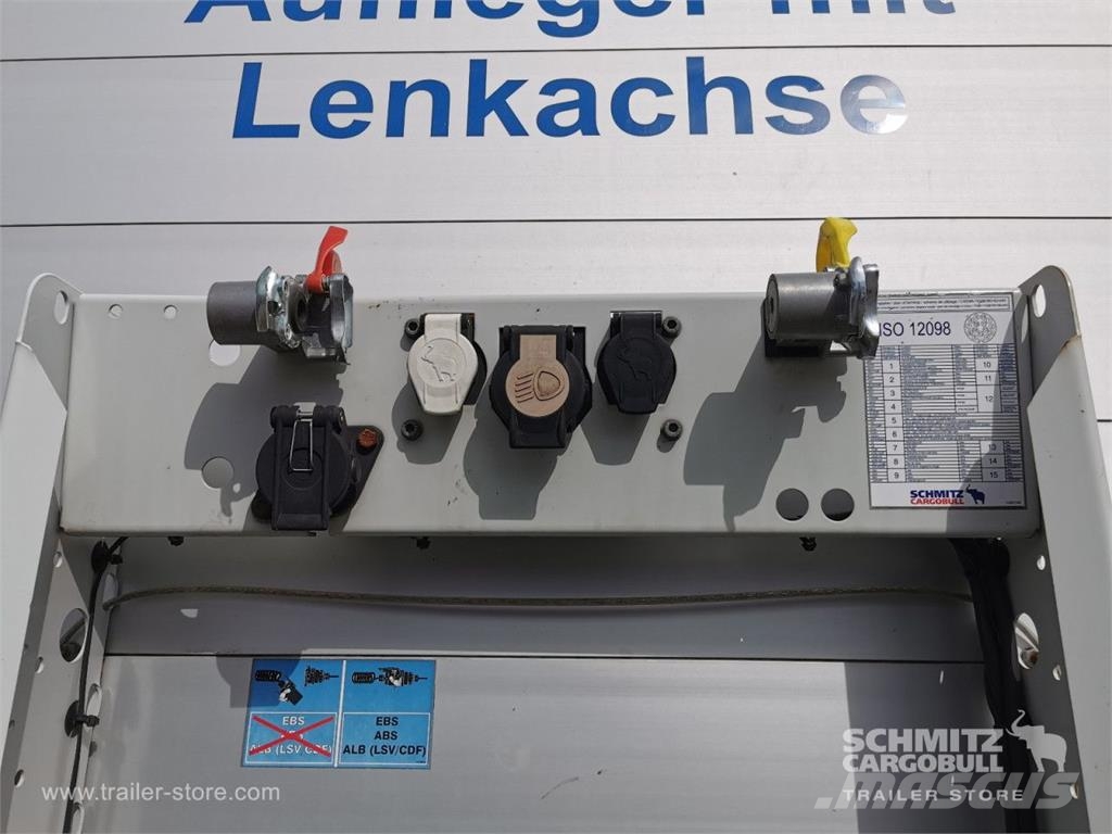 Schmitz Cargobull Curtainsider Standard Staplerhalterung Getränke Gardintrailer