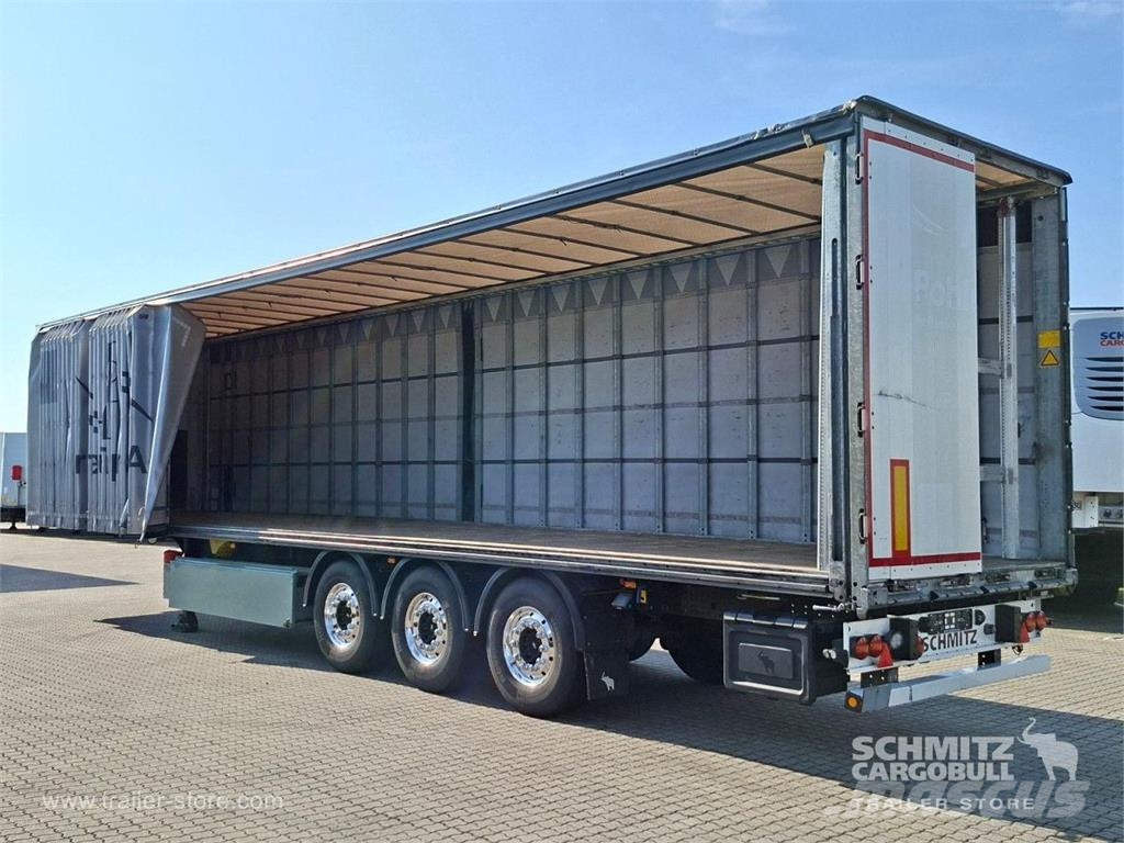Schmitz Cargobull Curtainsider Standard Getränke Naczepy firanki