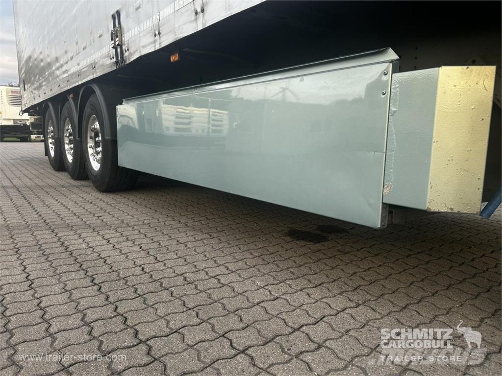 Schmitz Cargobull Curtainsider Standard Getränke Naczepy firanki