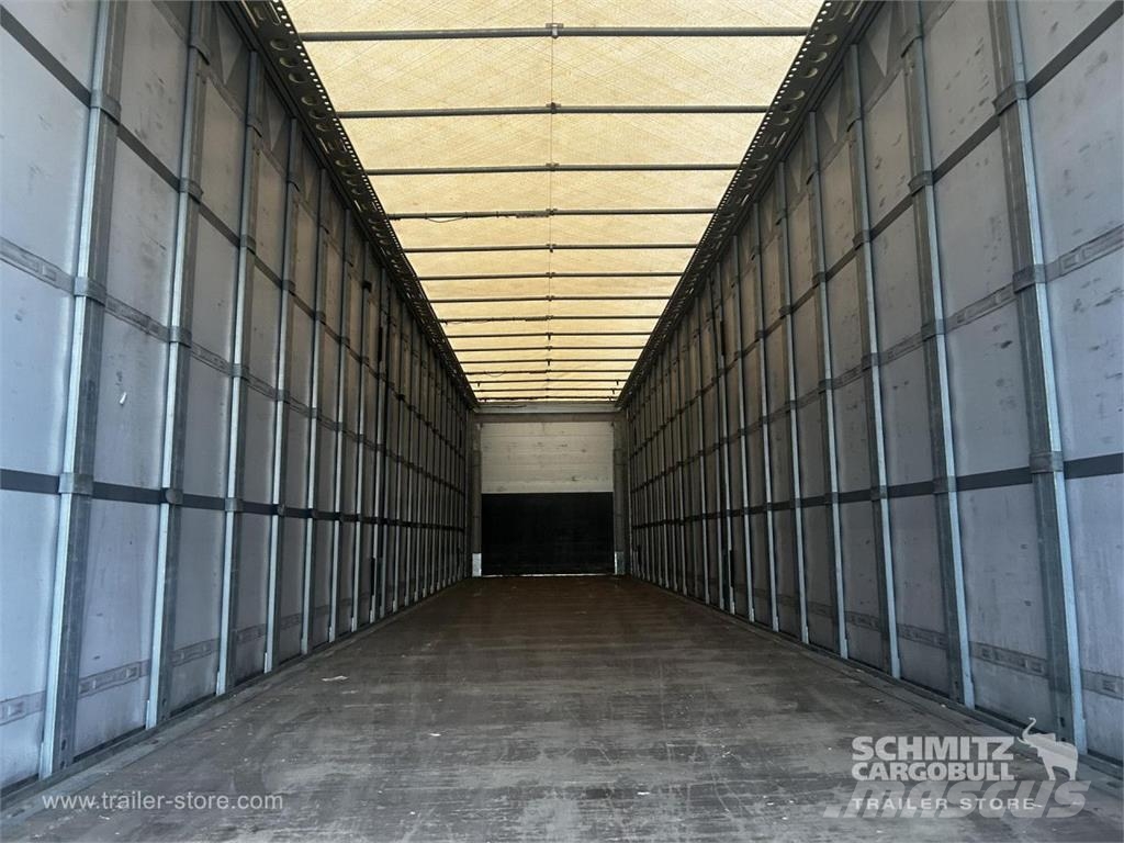 Schmitz Cargobull Curtainsider Standard Getränke Naczepy firanki