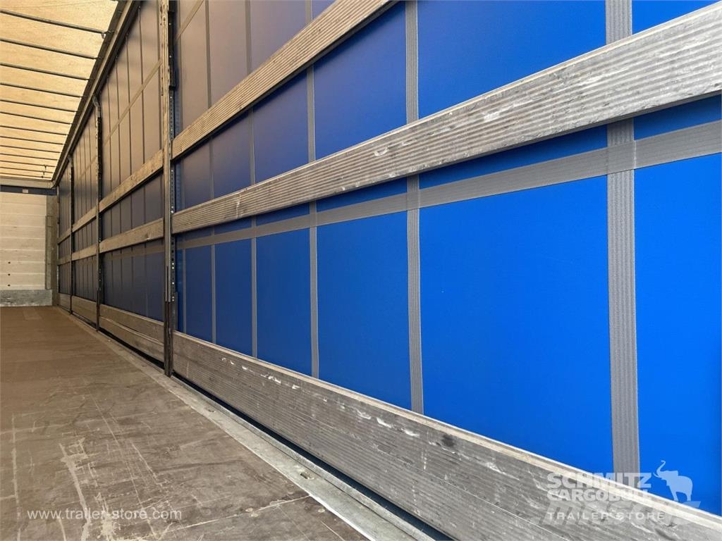 Schmitz Cargobull Curtainsider Standard GetrÃ¤nke نصف مقطورات بباب جانبي