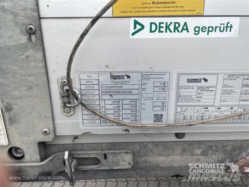 Schmitz Cargobull Curtainsider Standard GetrÃ¤nke نصف مقطورات بباب جانبي