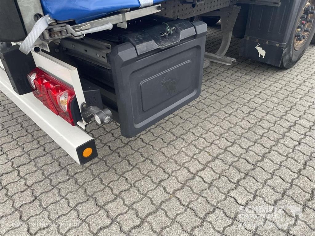 Schmitz Cargobull Curtainsider Standard GetrÃ¤nke نصف مقطورات بباب جانبي