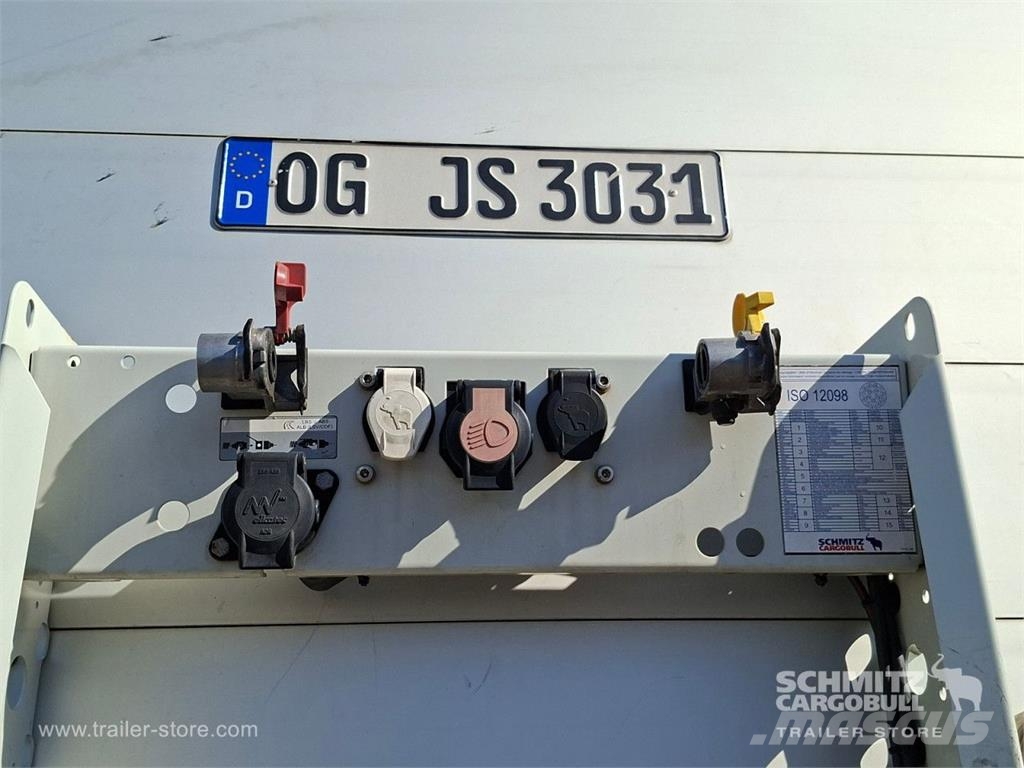 Schmitz Cargobull Curtainsider Standard Getränke Poluprikolice sa ciradom