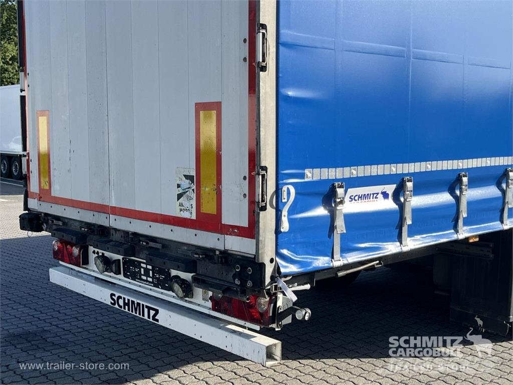 Schmitz Cargobull Curtainsider Mega GetrÃ¤nke Curtainsiderauflieger