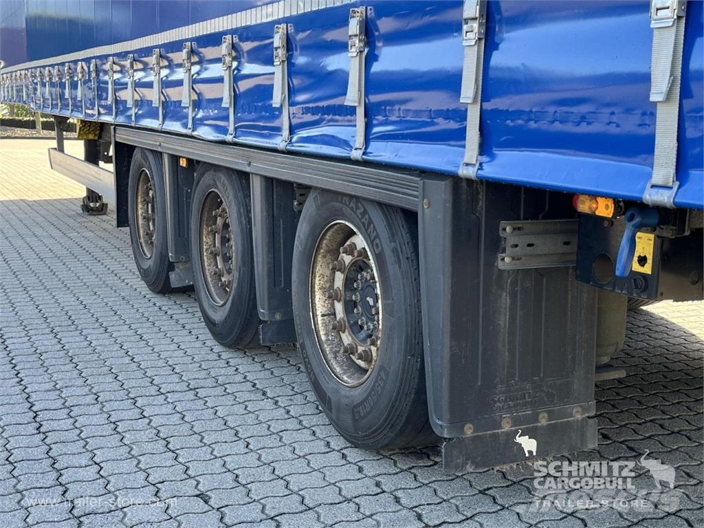 Schmitz Cargobull Curtainsider Mega GetrÃ¤nke Curtainsiderauflieger