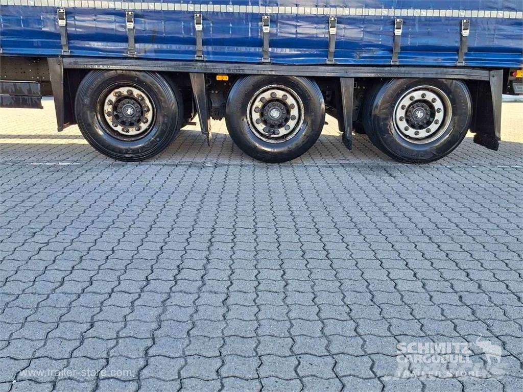 Schmitz Cargobull Curtainsider Mega GetrÃ¤nke Curtainsiderauflieger