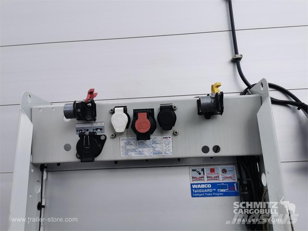 Schmitz Cargobull Curtainsider Mega GetrÃ¤nke Curtainsider semi-trailers