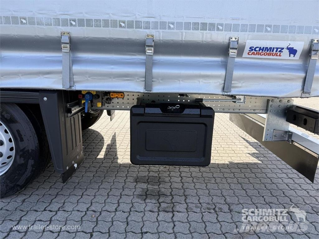 Schmitz Cargobull Curtainsider Mega Getränke Curtainsiderauflieger