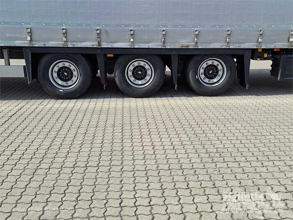 Schmitz Cargobull Curtainsider Mega GetrÃ¤nke Curtainsider semi-trailers