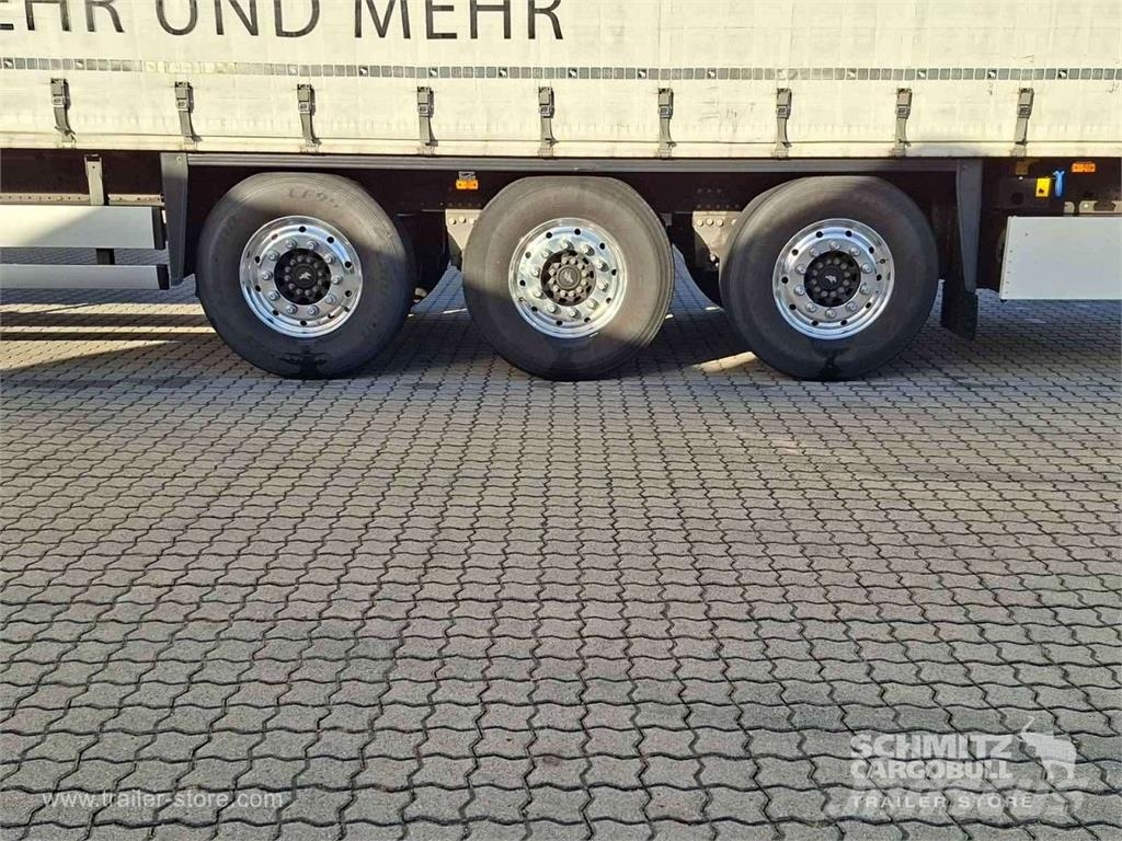 Schmitz Cargobull Curtainsider Standard GetrÃ¤nke Curtainsider semi-trailers