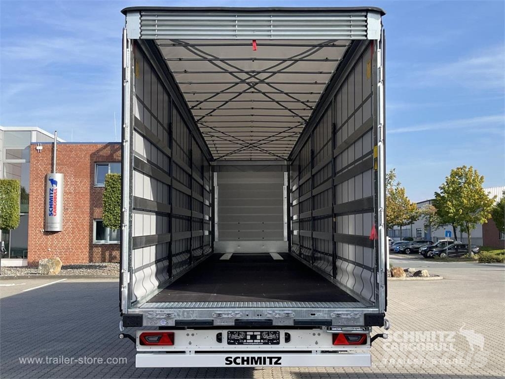 Schmitz Cargobull Curtainsider Mega GetrÃ¤nke نصف مقطورات بباب جانبي