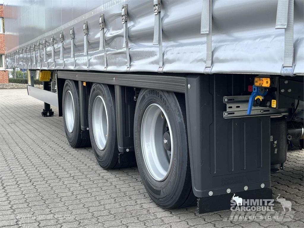 Schmitz Cargobull Curtainsider Mega GetrÃ¤nke نصف مقطورات بباب جانبي