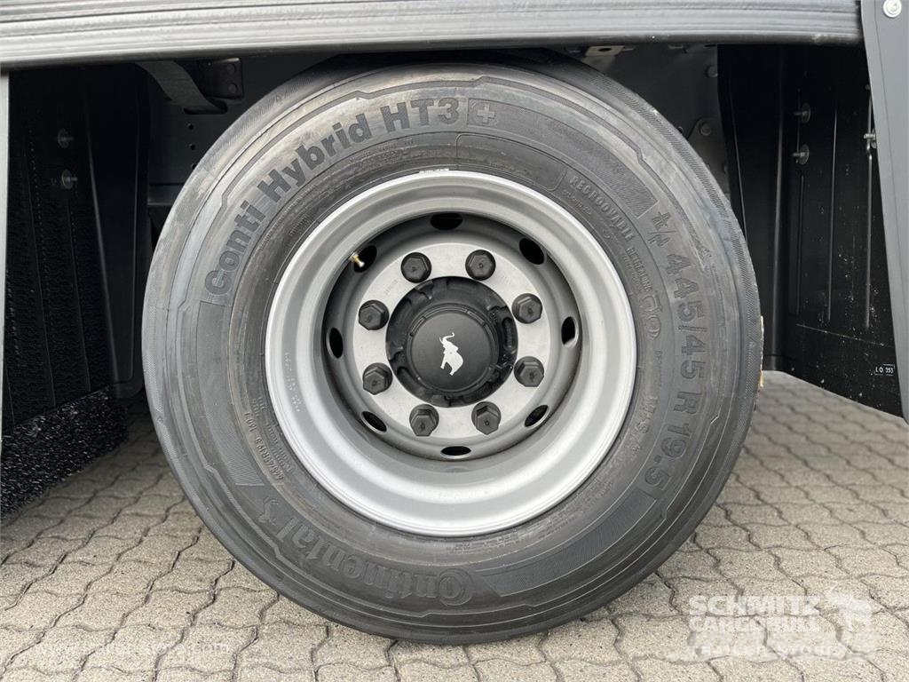 Schmitz Cargobull Curtainsider Mega GetrÃ¤nke نصف مقطورات بباب جانبي