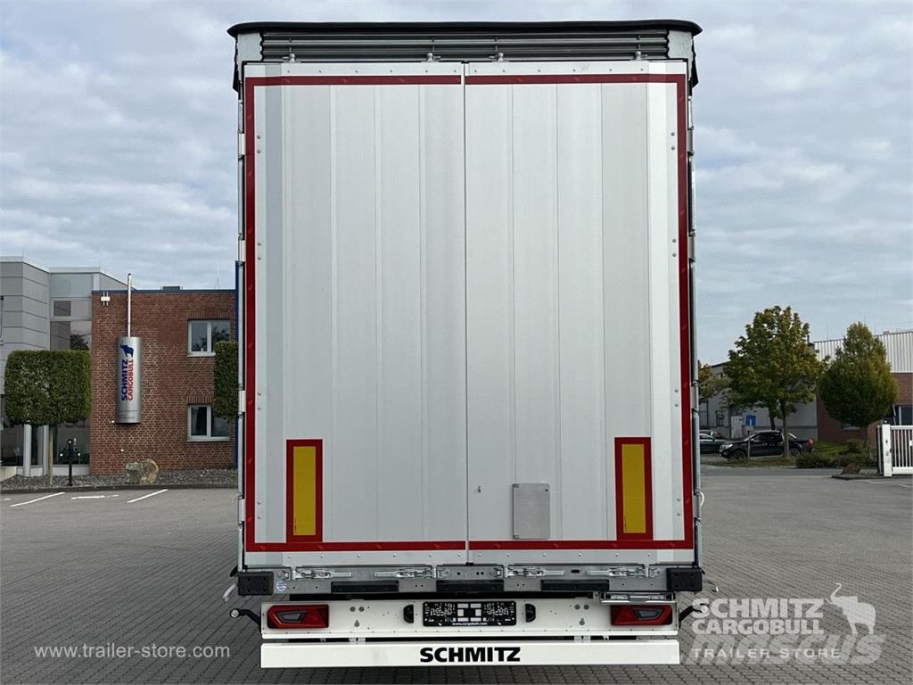 Schmitz Cargobull Curtainsider Mega GetrÃ¤nke نصف مقطورات بباب جانبي