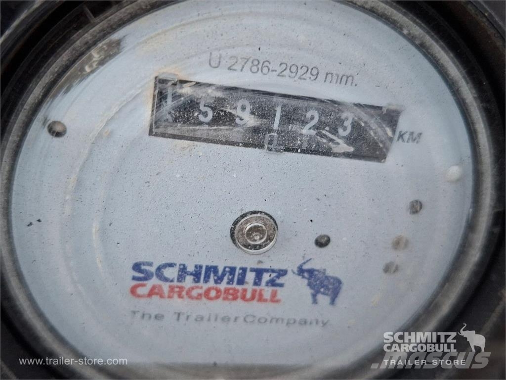 Schmitz Cargobull Curtainsider Mega Getränke Polprikolice s ponjavo