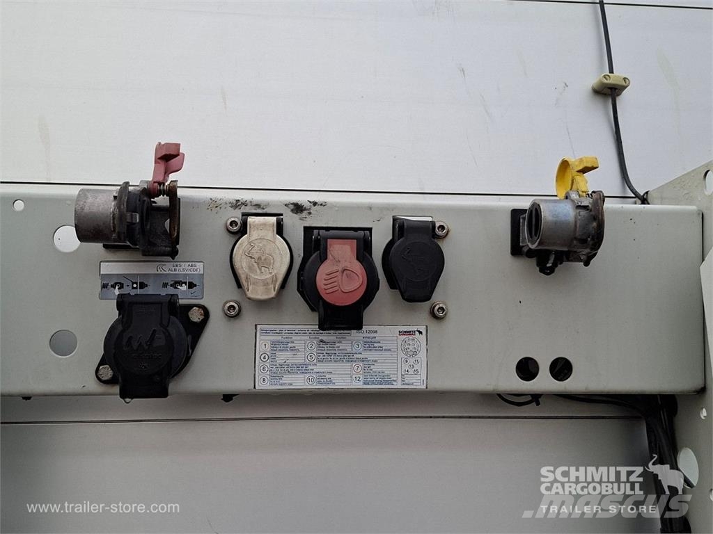 Schmitz Cargobull Curtainsider Mega Getränke Curtainsiderauflieger