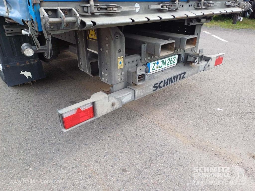 Schmitz Cargobull Curtainsider Standard Staplerhalterung Getränke Gardintrailer