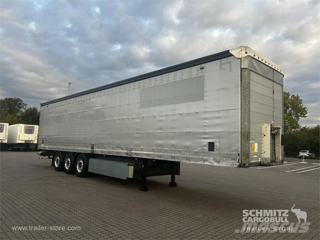 Schmitz Cargobull Curtainsider Standard Getränke Naczepy firanki