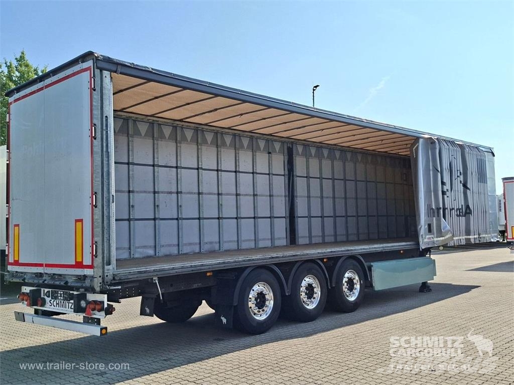Schmitz Cargobull Curtainsider Standard Getränke Naczepy firanki
