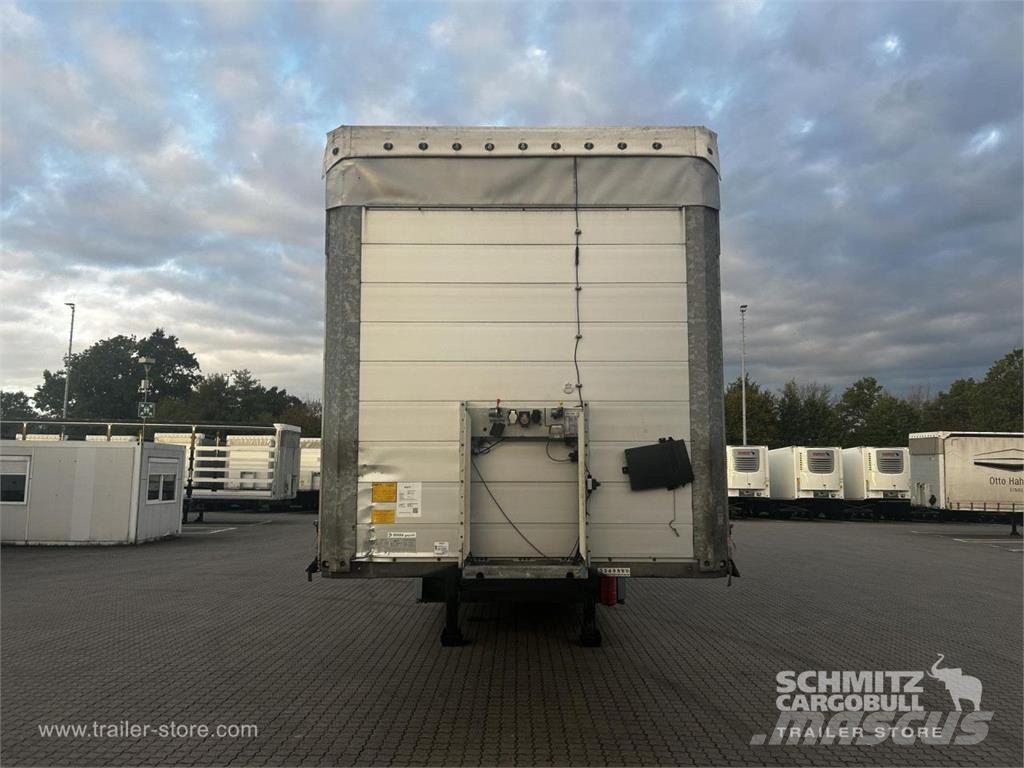 Schmitz Cargobull Curtainsider Standard Getränke Naczepy firanki