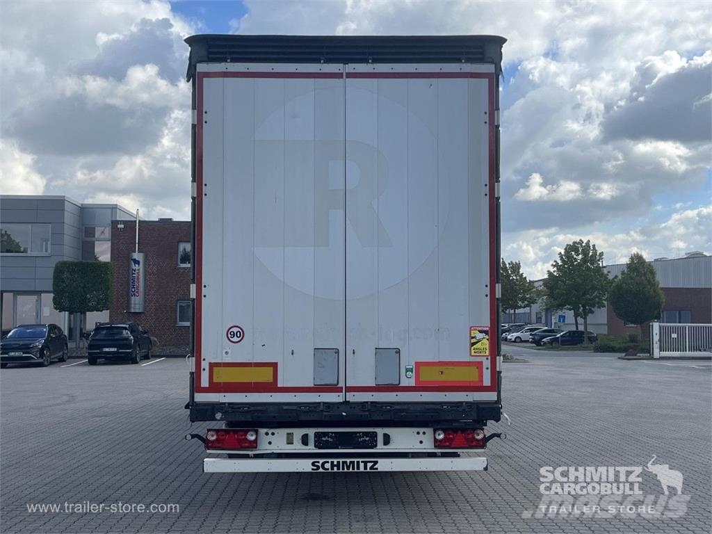 Schmitz Cargobull Curtainsider Coil Getränke Semirremolques de caja de lona
