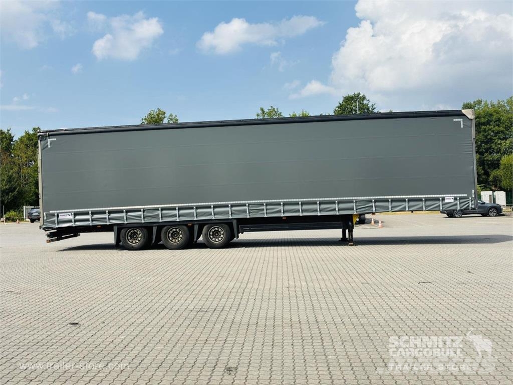 Schmitz Cargobull Curtainsider Mega Getränke Брезентови полуремаркета