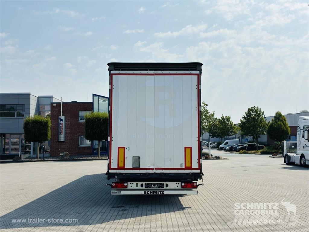 Schmitz Cargobull Curtainsider Mega Getränke Gardintrailer
