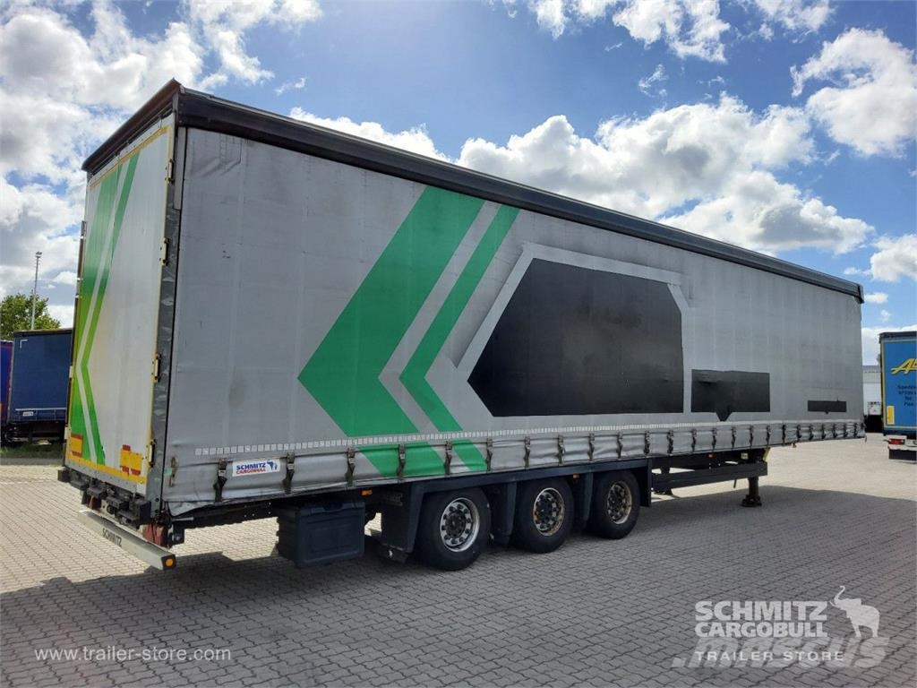 Schmitz Cargobull Curtainsider Mega Getränke Curtainsider semi-trailers