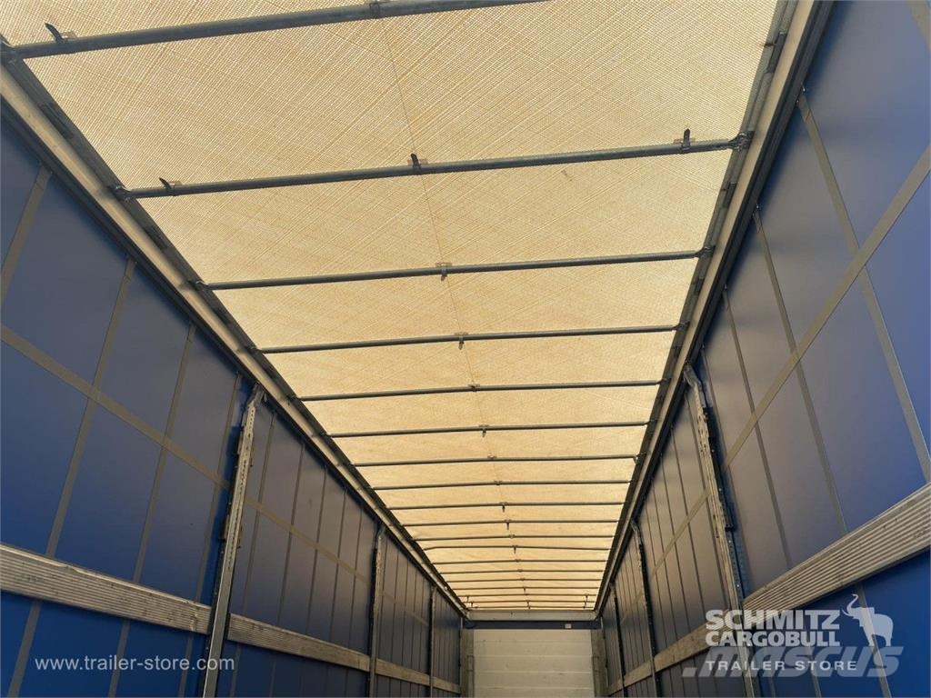 Schmitz Cargobull Curtainsider Standard GetrÃ¤nke نصف مقطورات بباب جانبي