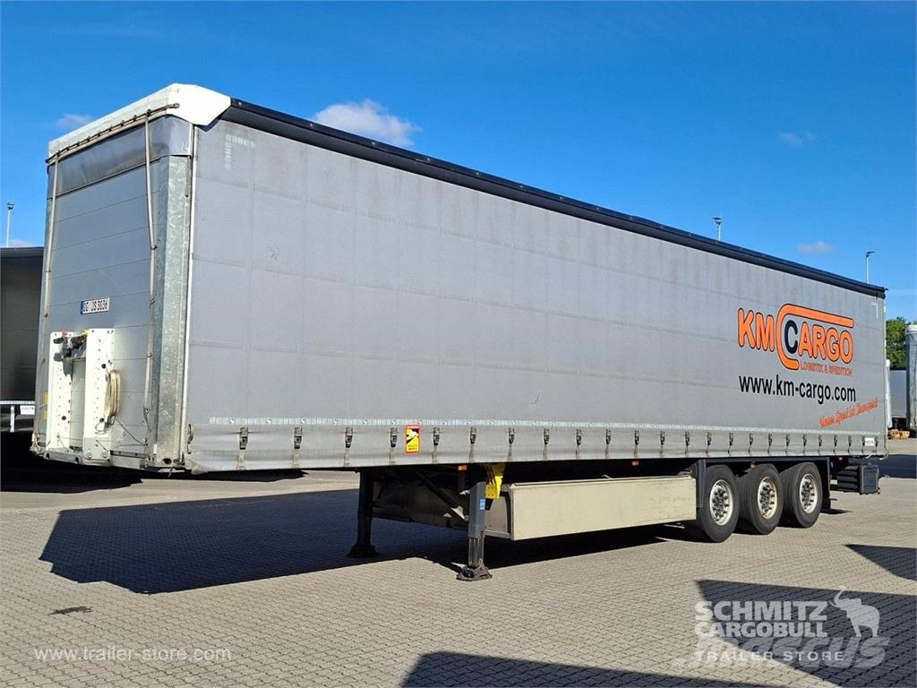 Schmitz Cargobull Curtainsider Standard Getränke Pressukapellipuoliperävaunut