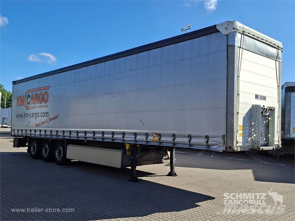 Schmitz Cargobull Curtainsider Standard Getränke Pressukapellipuoliperävaunut