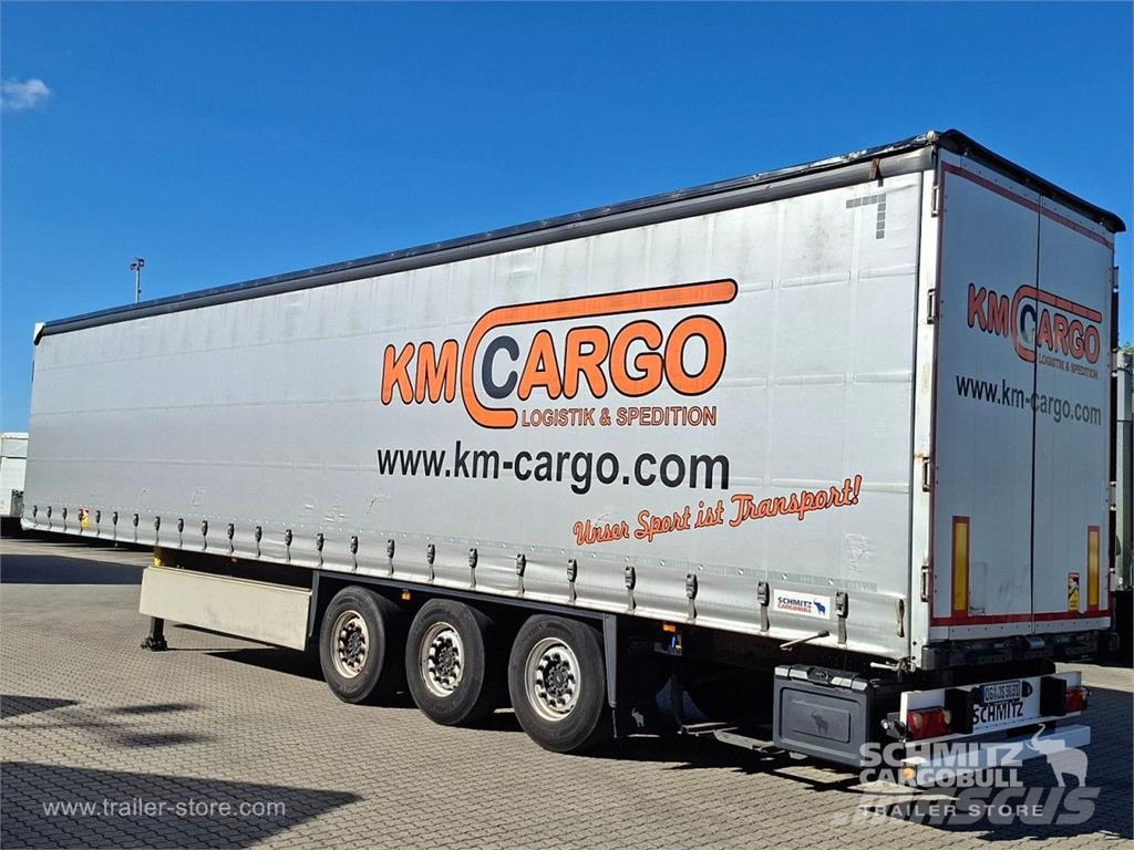 Schmitz Cargobull Curtainsider Standard Getränke Poluprikolice sa ciradom