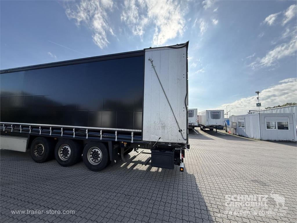 Schmitz Cargobull Curtainsider Standard GetrÃ¤nke Polprikolice s ponjavo