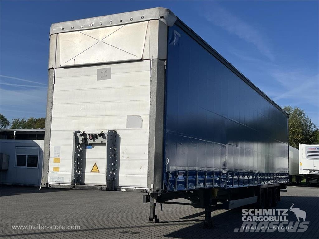 Schmitz Cargobull Curtainsider Mega GetrÃ¤nke Curtainsiderauflieger