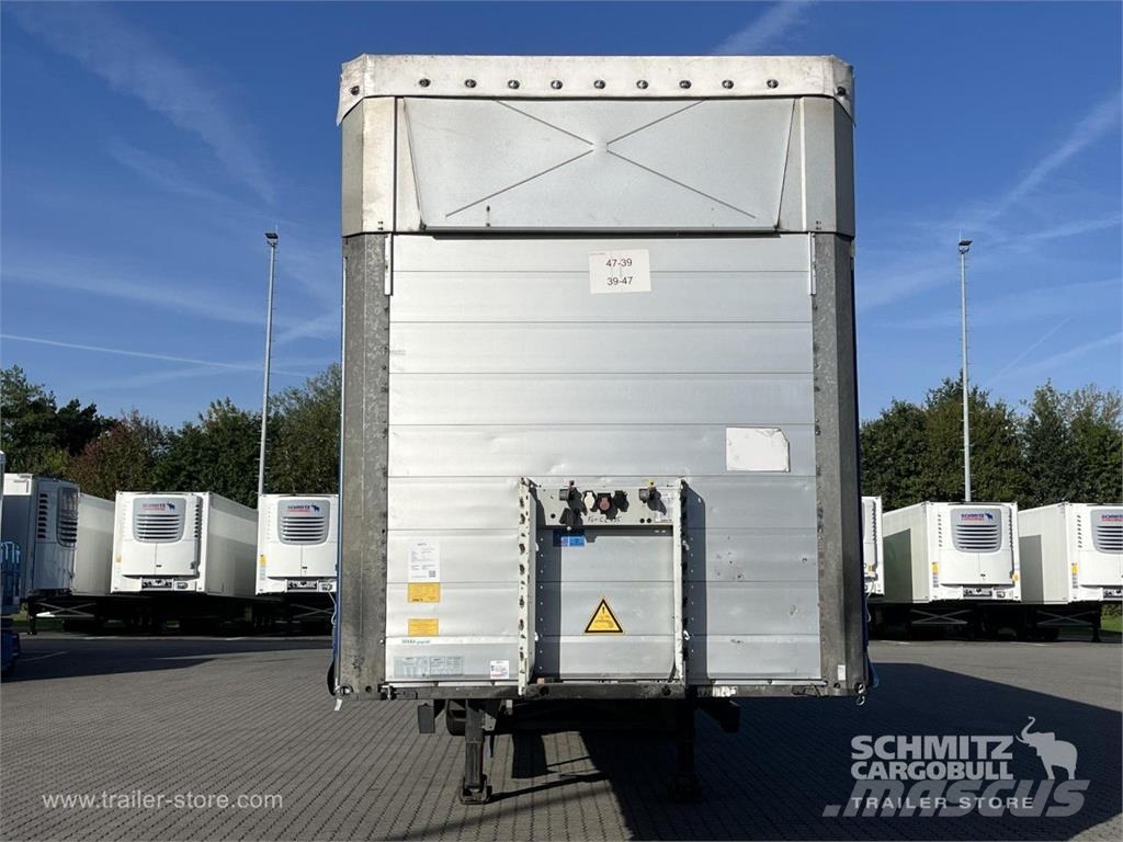 Schmitz Cargobull Curtainsider Mega GetrÃ¤nke Curtainsiderauflieger