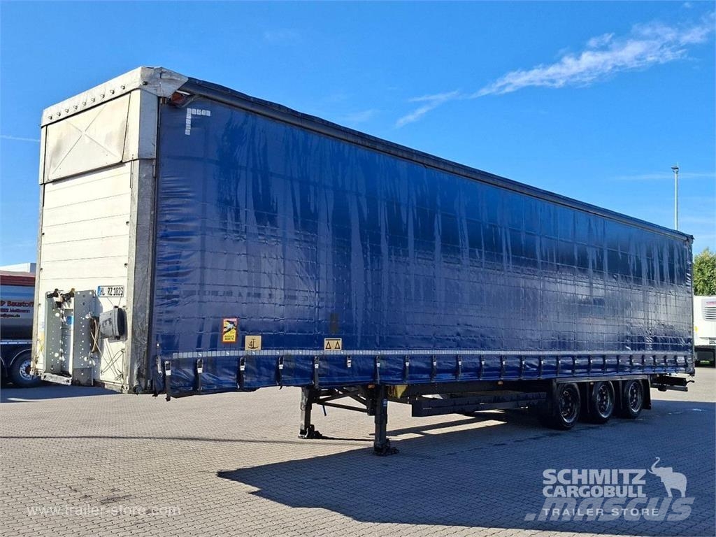 Schmitz Cargobull Curtainsider Mega GetrÃ¤nke Curtainsiderauflieger