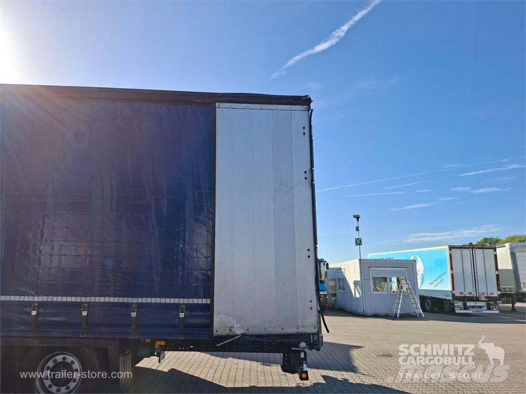 Schmitz Cargobull Curtainsider Mega GetrÃ¤nke Curtainsiderauflieger